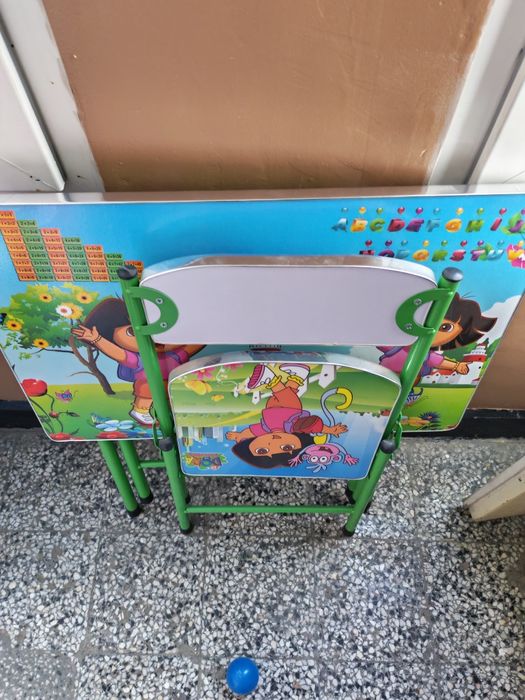 Детска масичка и стол