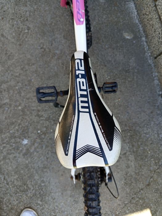 Колело за момиче -  20 цола