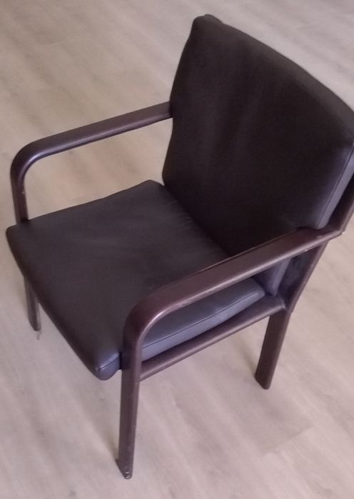 столове, бюра, дивани