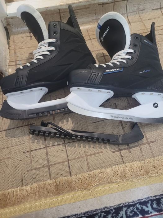 Продам коньки 30к