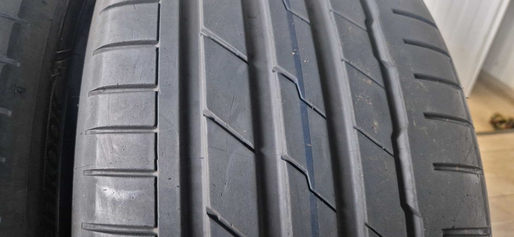 Летни гуми 245/40R19 Hankook