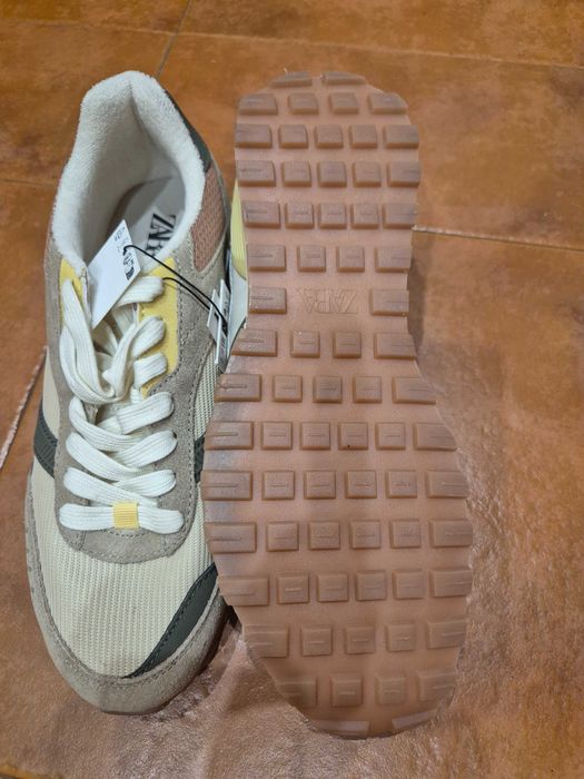 Мъжки обувки ZARA