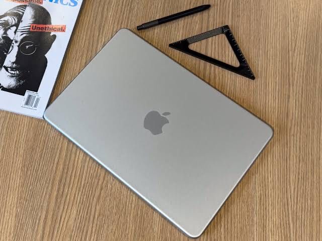 Macbook Apple Neo 8gb Ram