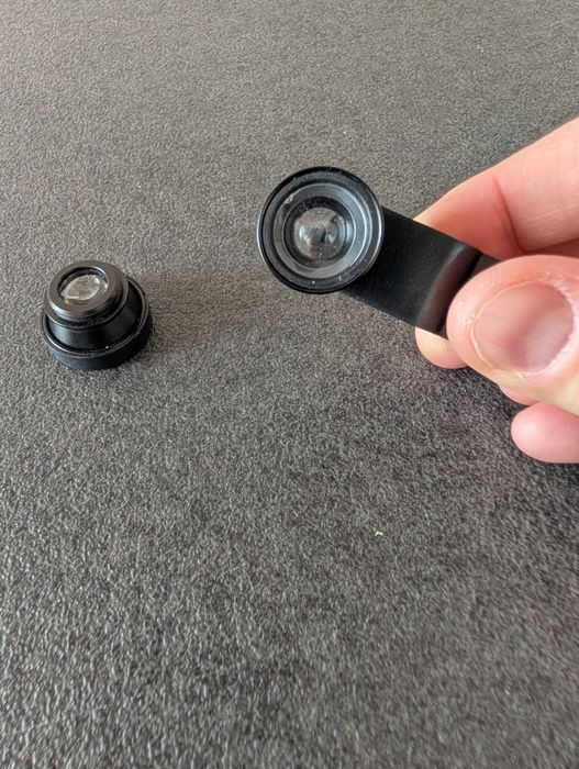 Obiectiv macro pentru smartphone