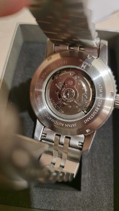 Часовник HERITOR