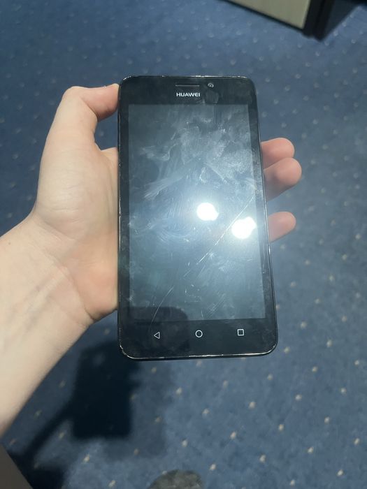 Продам телефон HUAWEI