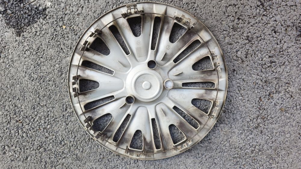 Оригинални тасове VW 15