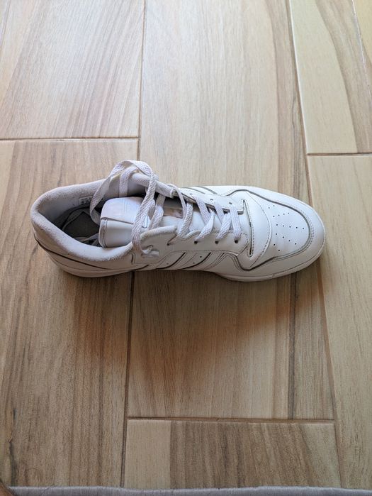 Adidas Rivalry Low 44 номер