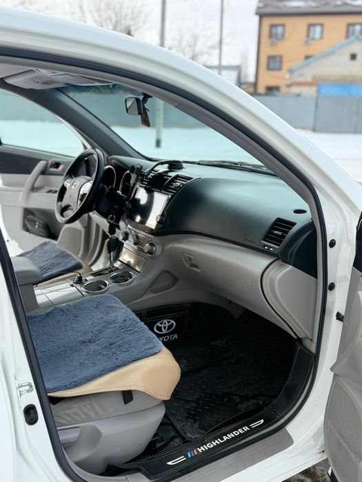 Тойот Хайландер 2