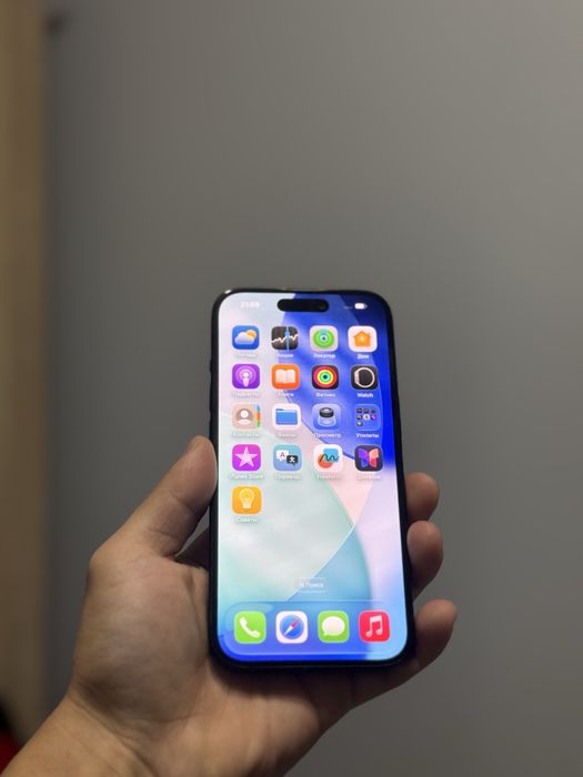 Iphone 15 с гаранти