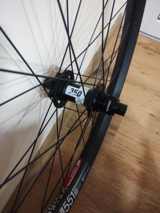 Капли 27.5"DT Swiss",нови.