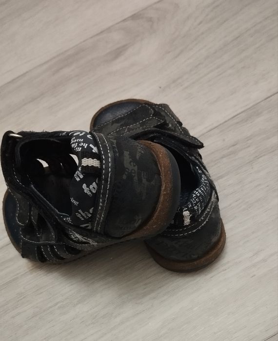 Продам детские Сандали для мальчика