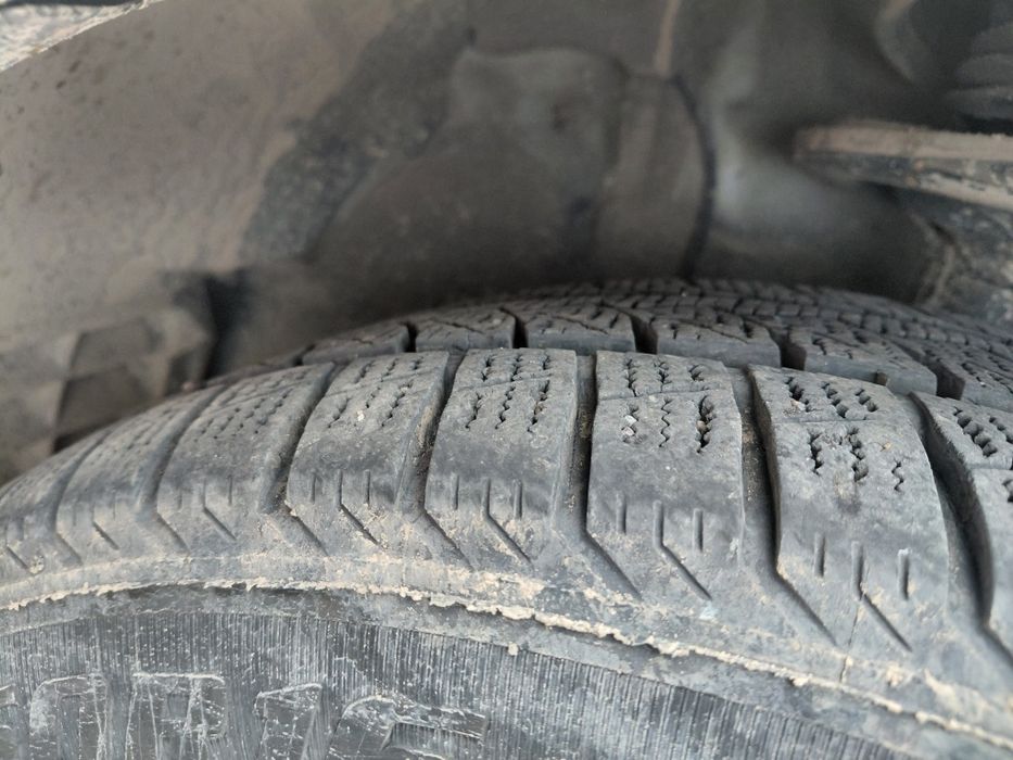 Шины в хорошем  состояние