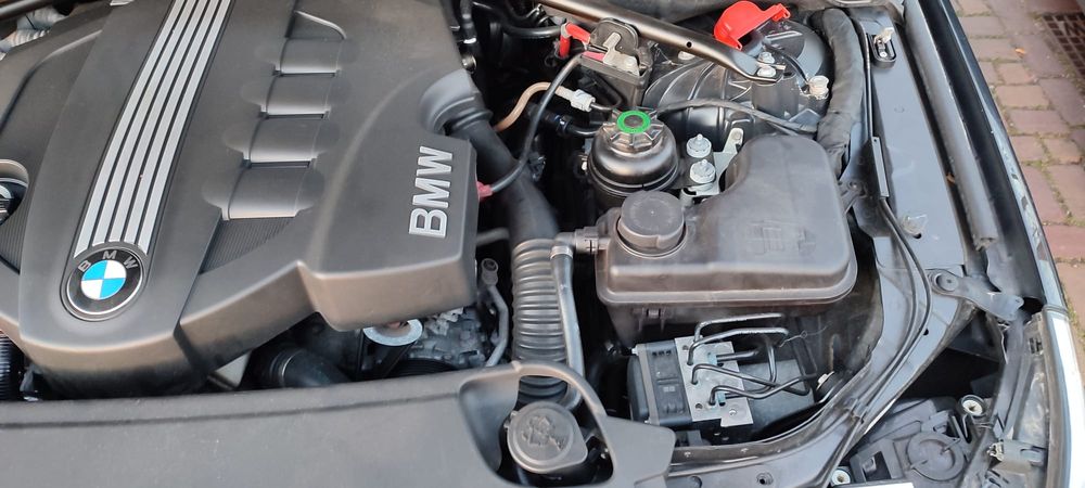 BMW 520 an 2010 177cp
