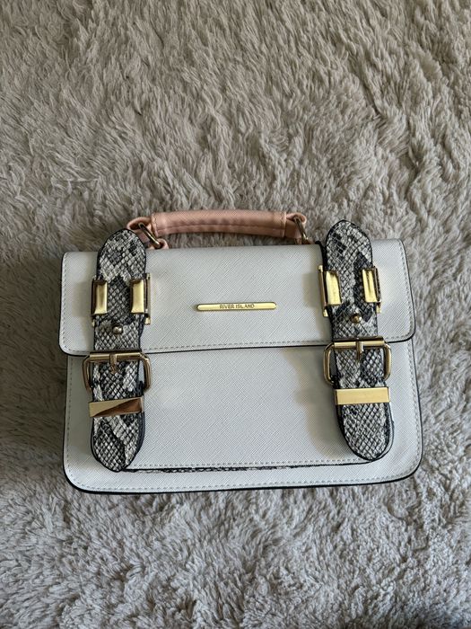 Дамска чанта Zara, Ted Baker, Stradivarius, River Island, Berska