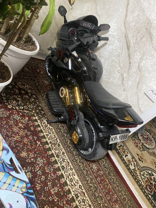 RR moto holati idiyal batareyka 4 5 soatka yetadi