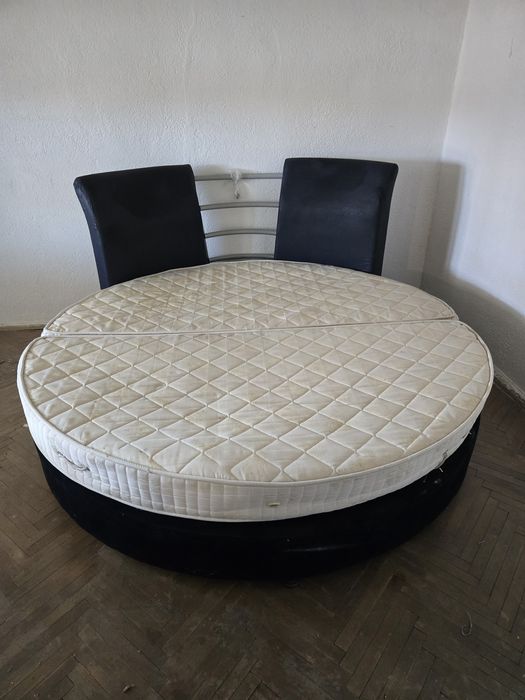 Спалня кръгла много добро състояние