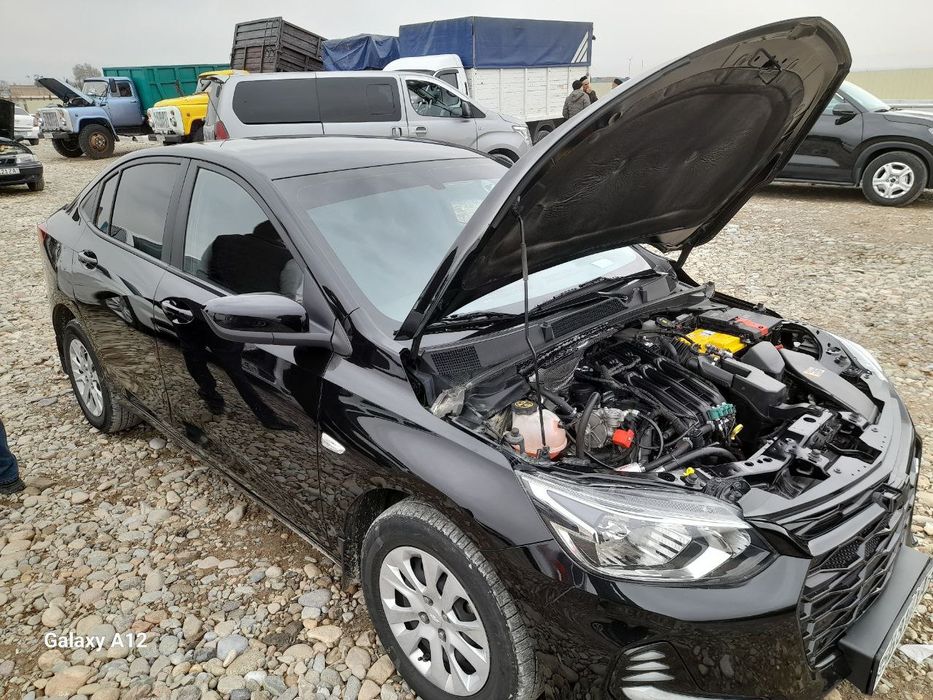 Onix 1.5 mator kraska yoq