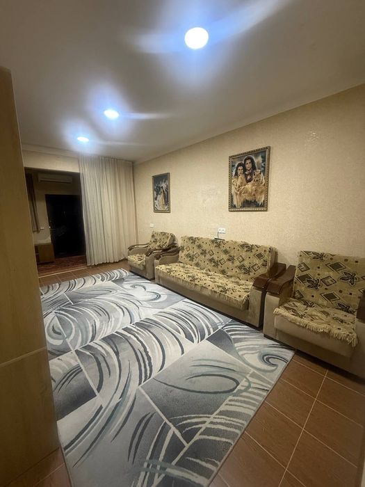 Аренда 2/1/4  на массиве ТТЗ-1 
Ориентир:теннисные корты
Площадь: 30м