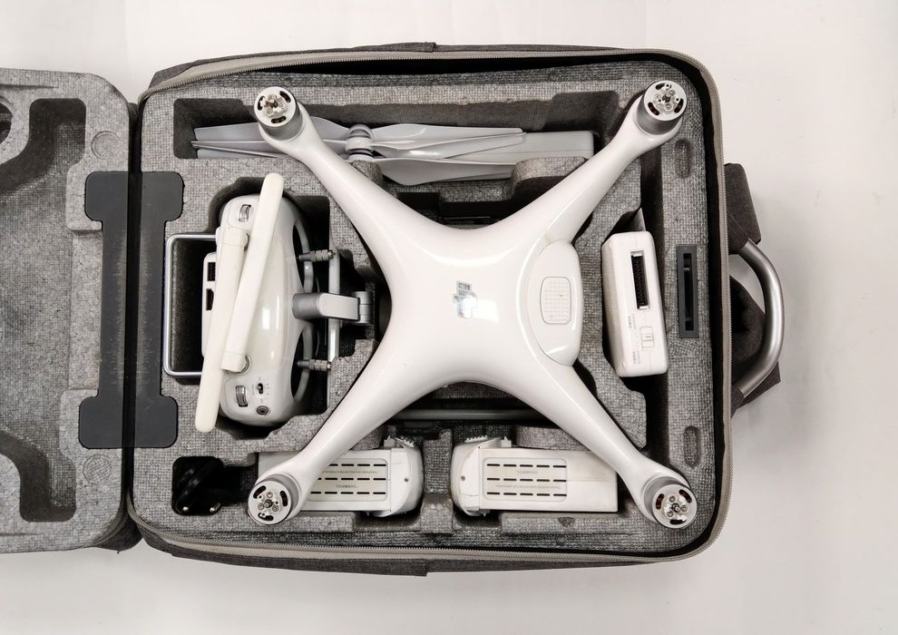 DJI Phantom 4 pro квадрокоптер