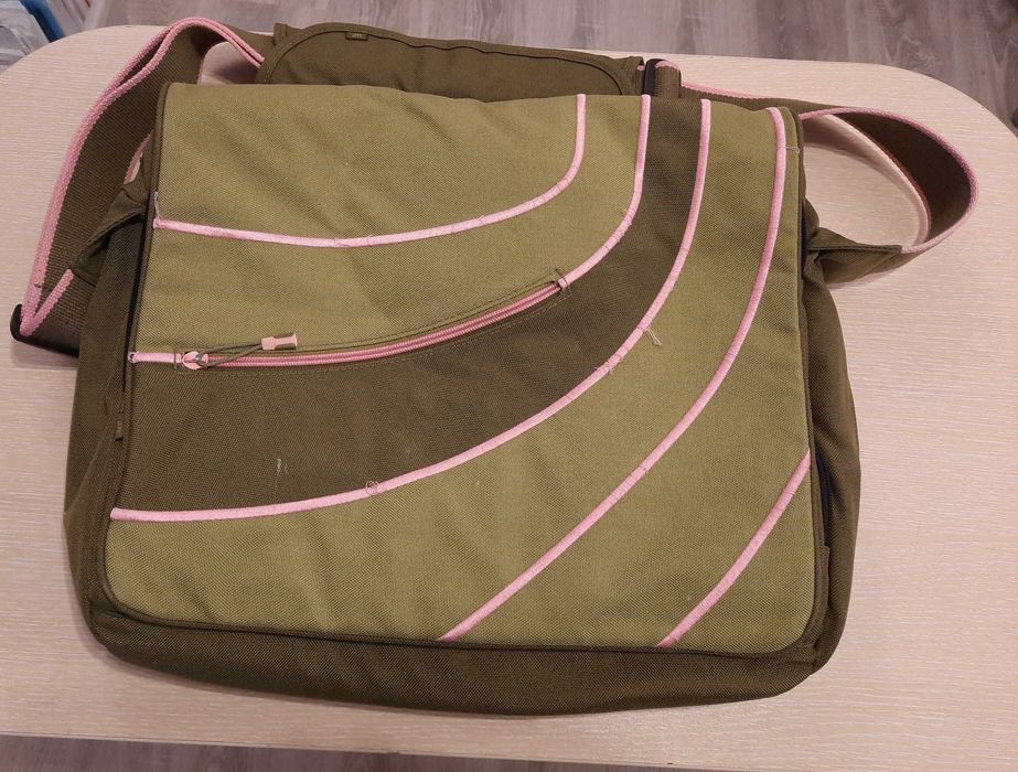 Particular! Geantă laptop