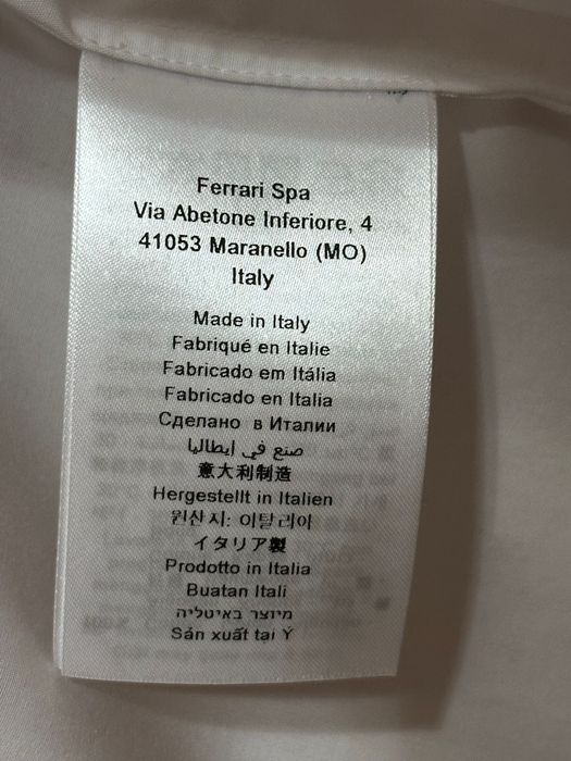 Cămașă albă Scuderia Ferrari, mărime S, nouă cu etichetă, 100% bumbac, logo Ferrari