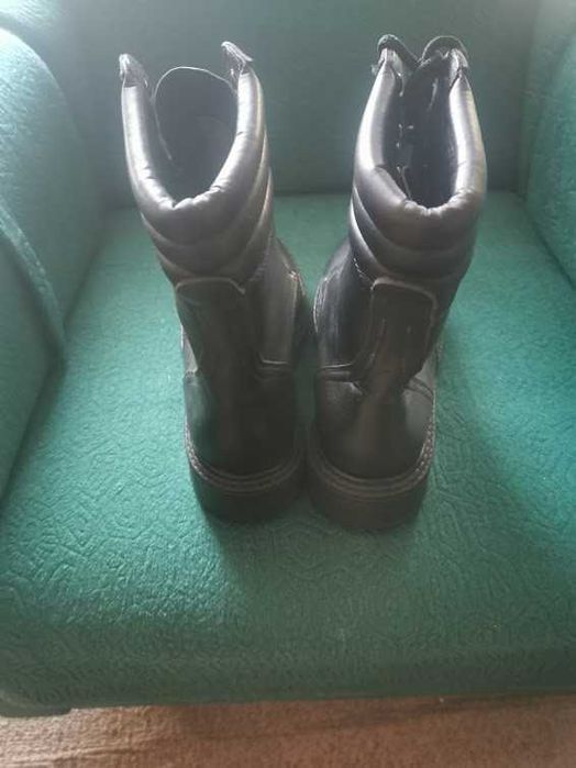 Обувки военни...