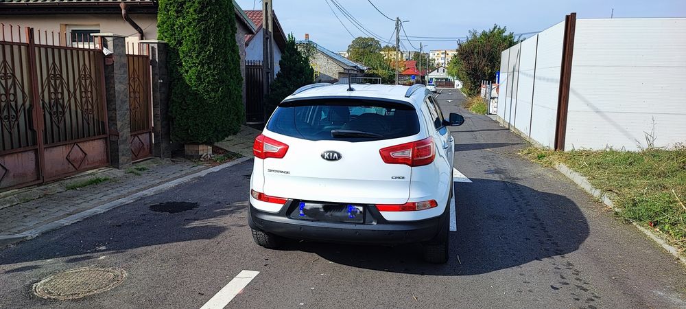 KIA Sportage 2012 — imagine 2