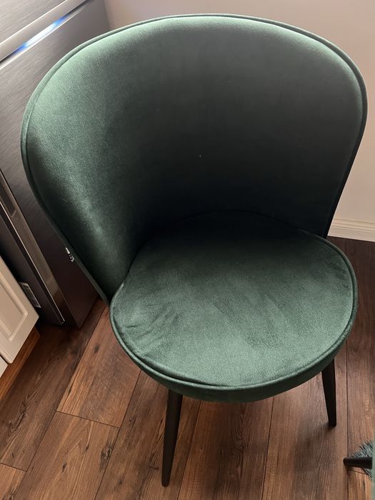 Чисто нов стол ЮСК тъмнозелен