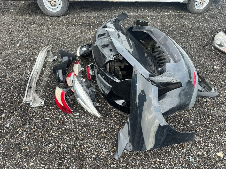 Fata completa bot piese Renault Megane 3