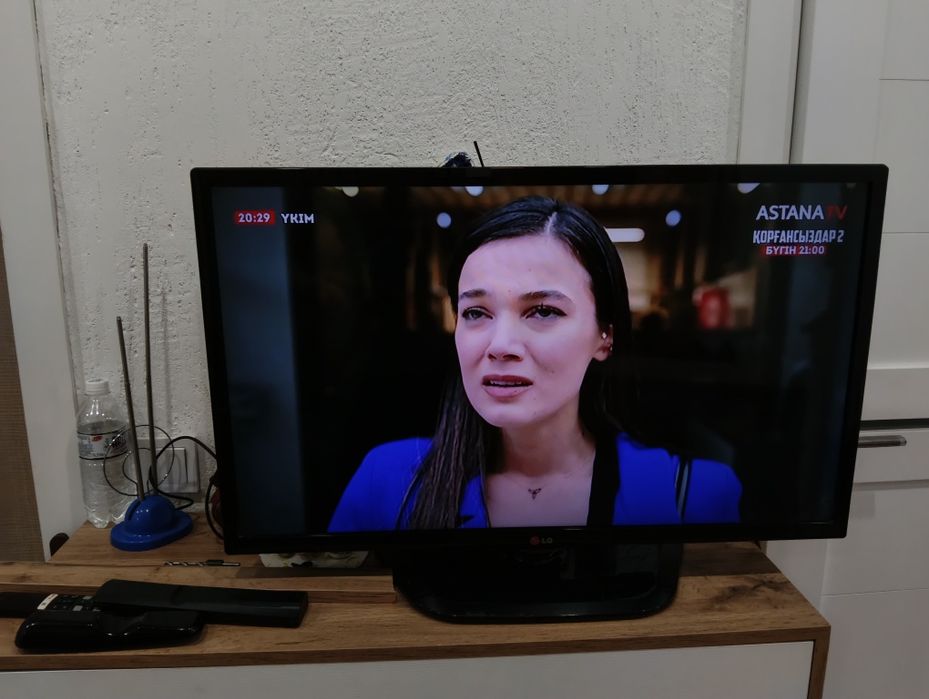 Продам телевизор LG