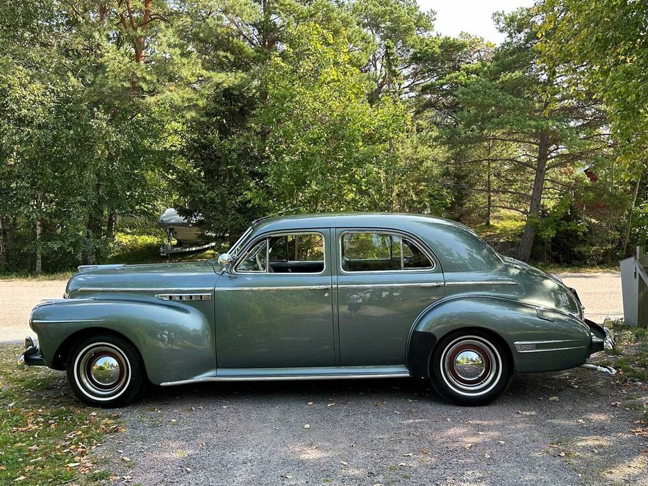Inchiriez masina de epoca Buick Special Eight 1941