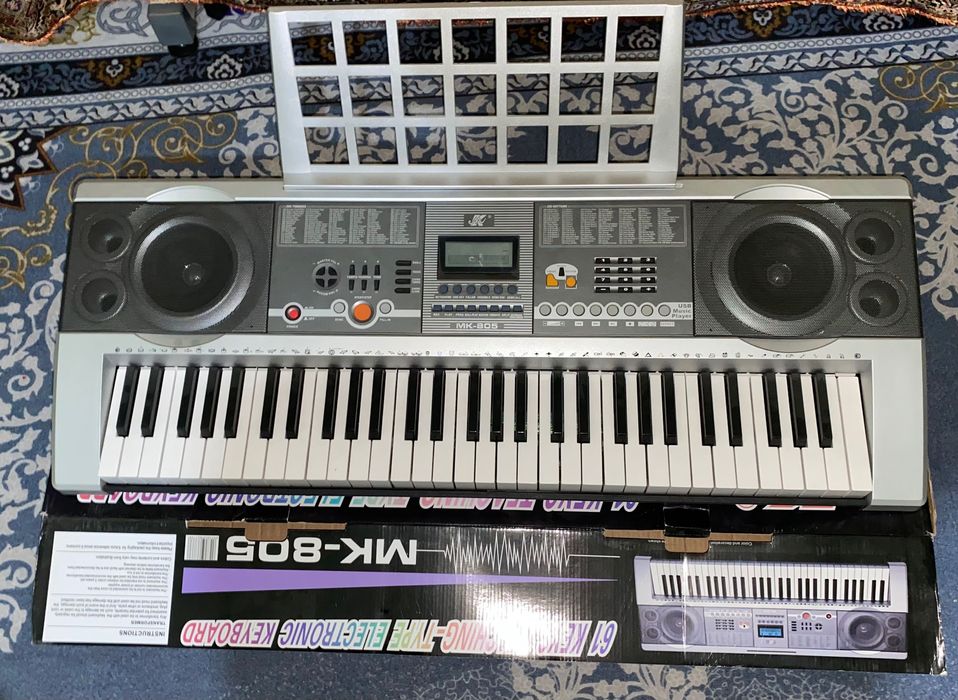 Sintezator MK 805 /. 61 klavish 5 oktava, yangi
