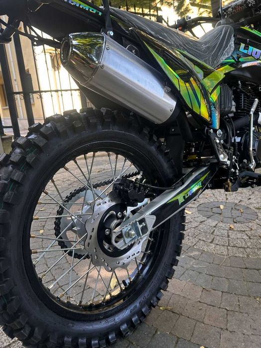 !ЧИСТО НОВ! Ендуро мотор 300CC