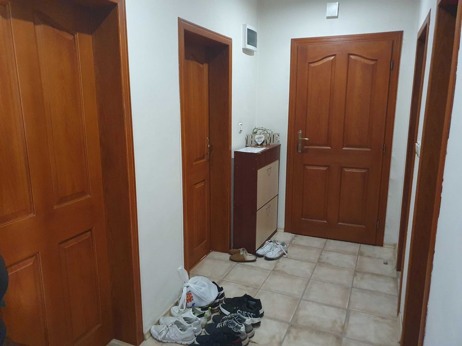 4ст+кухня,монолит,120кв.м.,ет.5,след осн.ремонт,Болницата