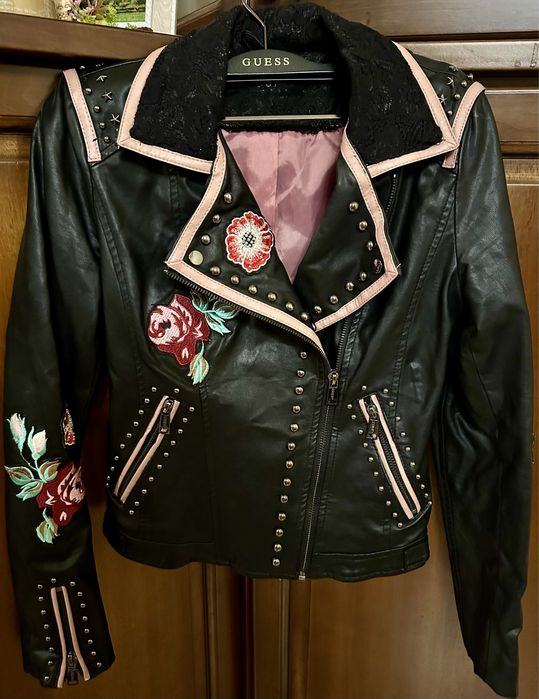 Кожено яке Guess