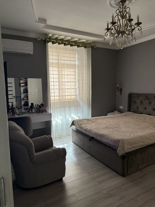 Продаётся квартира в ЖК Yetti Chinor на Юнусабад 5