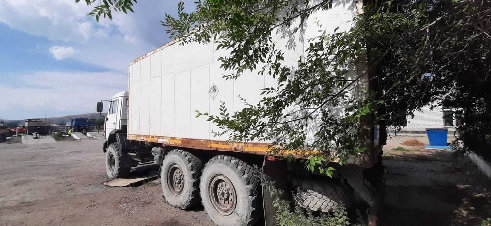Автомобиль Камаз 43118