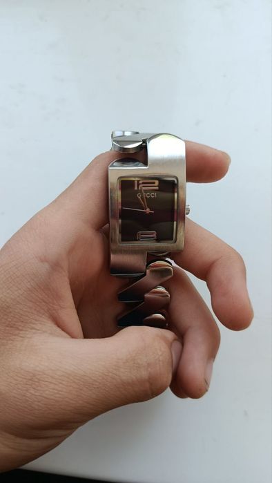 Gucci soati ajoyib dizayin