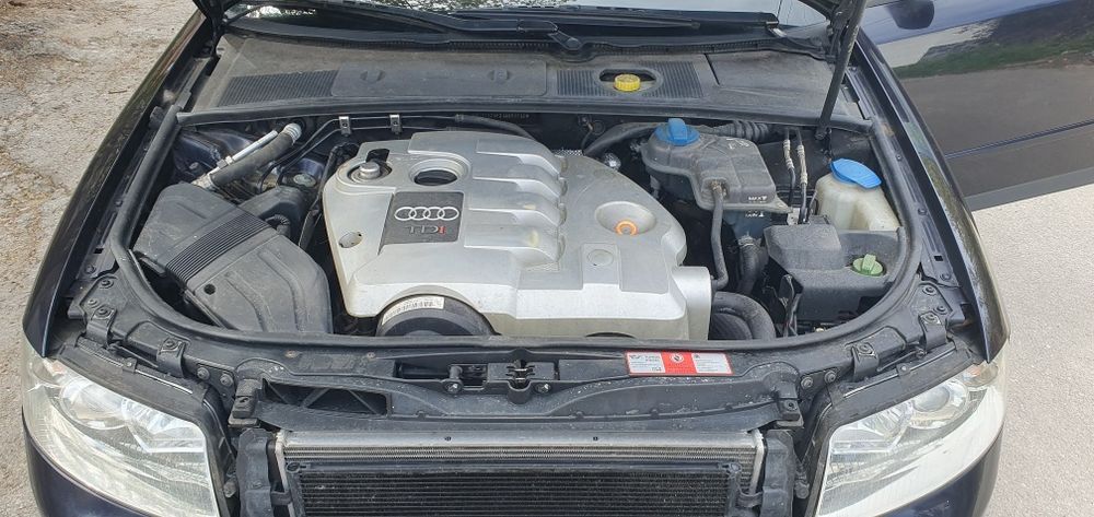 Преден капак за ауди а4 б6 фарове  броня  audi a4 b6 1.9 tdi на части