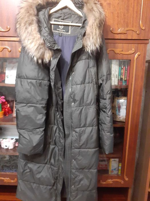 Продам зимний пуховик