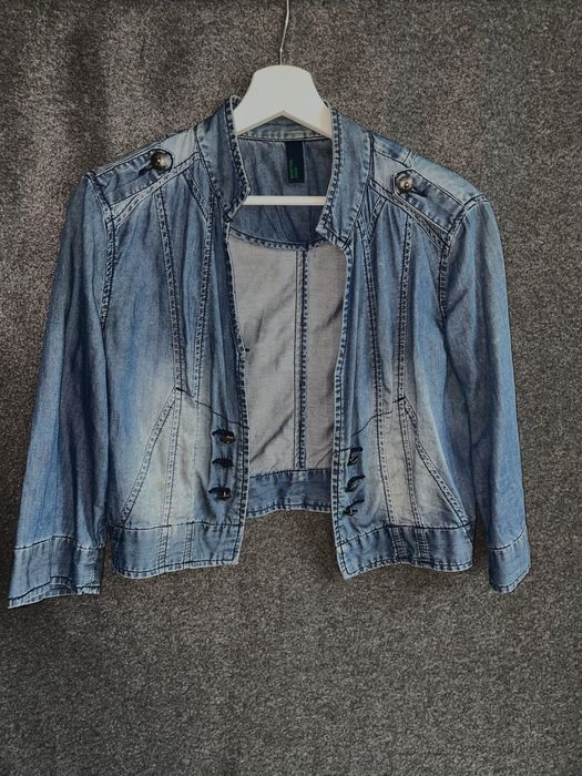 Geacă de blugi scurtă