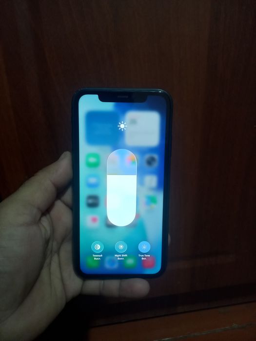 iPxone 11  64 гб