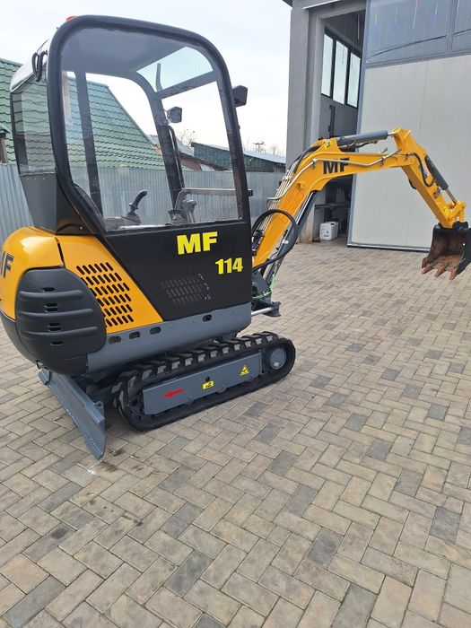 Miniexcavator  Massey  ferguson