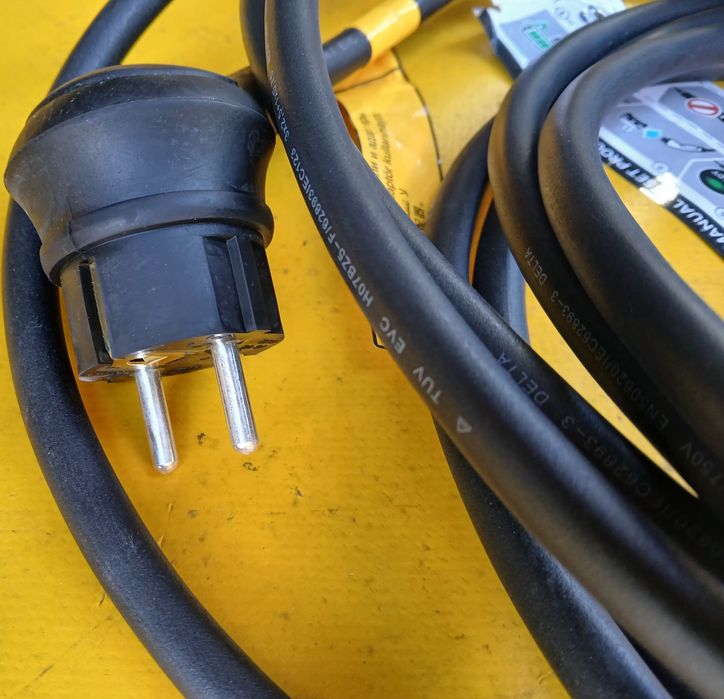 Cablu încărcare mașină electrica hibrid Type 2 Renault Nissan Peugeot Citroen