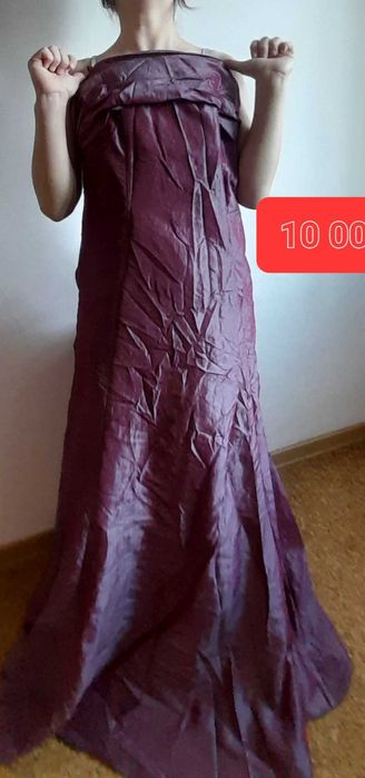 Женский разное платье