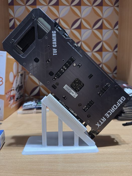 RTX 3070 Asus TUF Gaming 8GB видеокарта