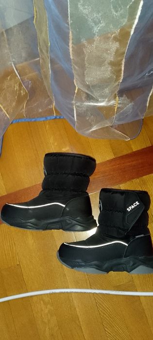 Зимние дутики Indigo Kids.