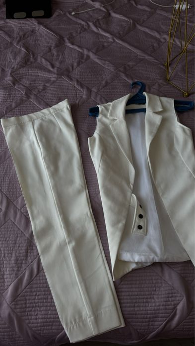 Продам двойку брючный костюм