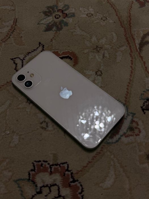 Айфон 12 128г 77ем Срочно